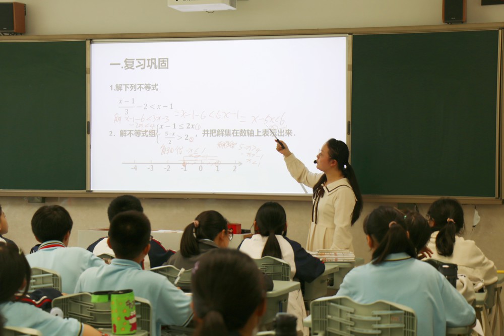 图1