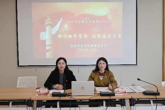 图片包含 室内, 人, 桌子, 女人

描述已自动生成